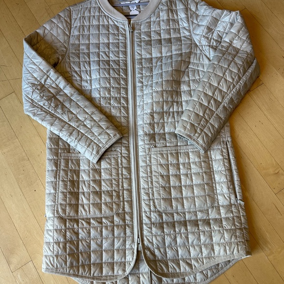 Athleta Grandview Primaloft Quilted Lightwieght coat, S,  G1300 - Picture 3 of 5